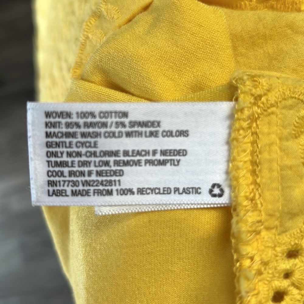Yellow Top - Picture 5 of 5